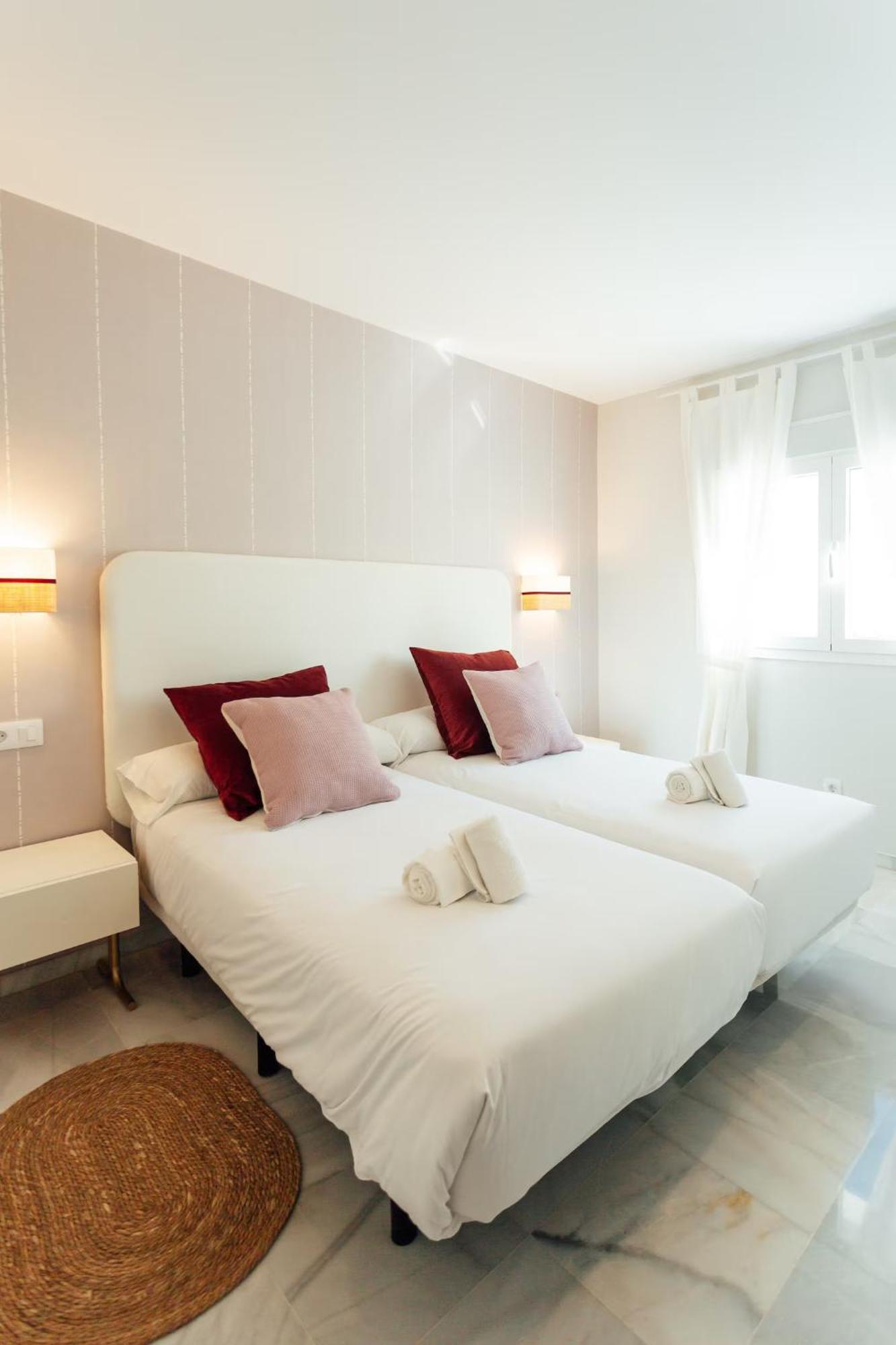 Апартаменти Reformed And Comfy- 2Bd 2Bth- Arenal Севілья Екстер'єр фото