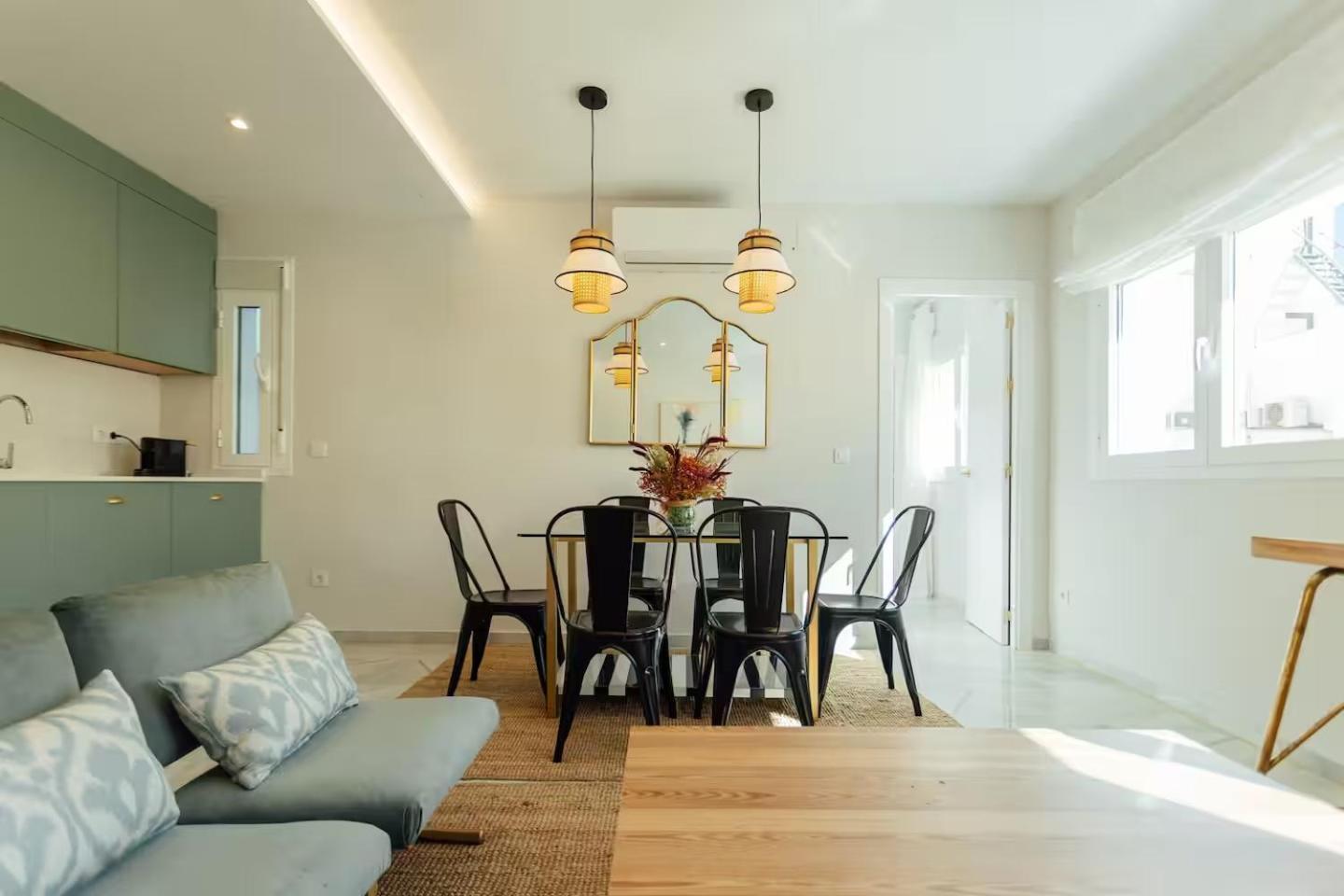 Апартаменти Reformed And Comfy- 2Bd 2Bth- Arenal Севілья Екстер'єр фото