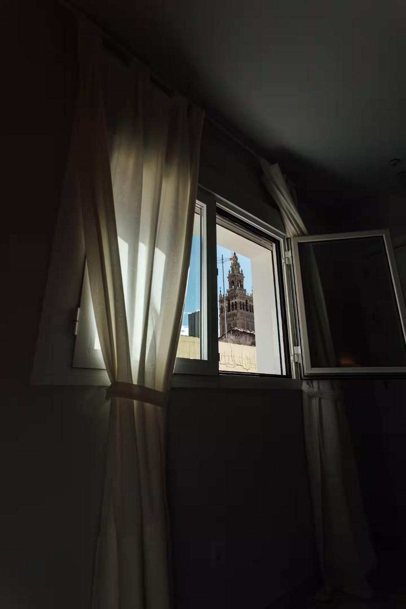 Апартаменти Reformed And Comfy- 2Bd 2Bth- Arenal Севілья Екстер'єр фото