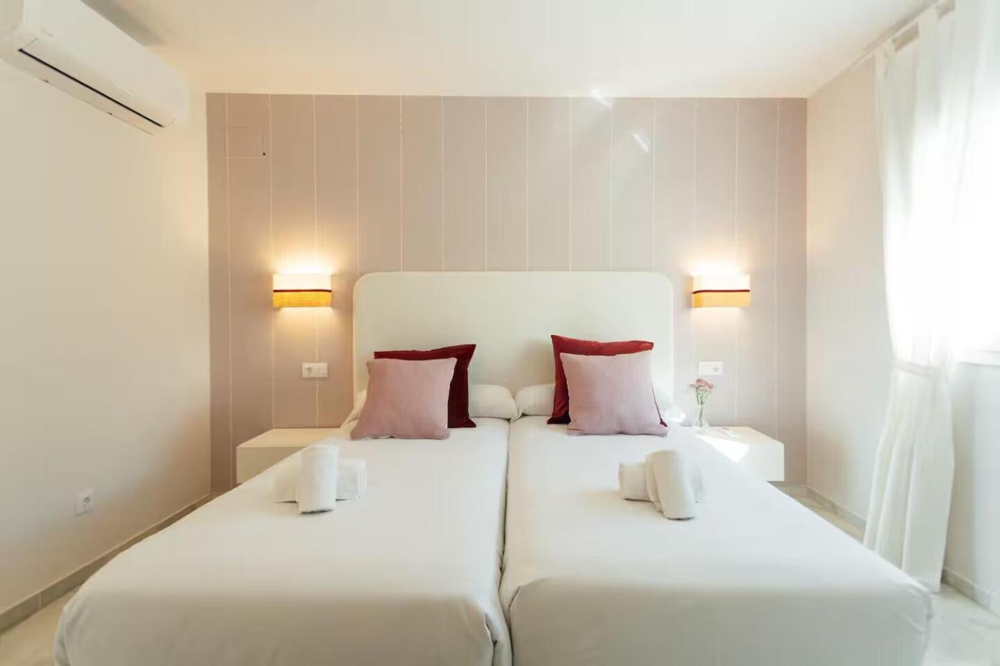 Апартаменти Reformed And Comfy- 2Bd 2Bth- Arenal Севілья Екстер'єр фото