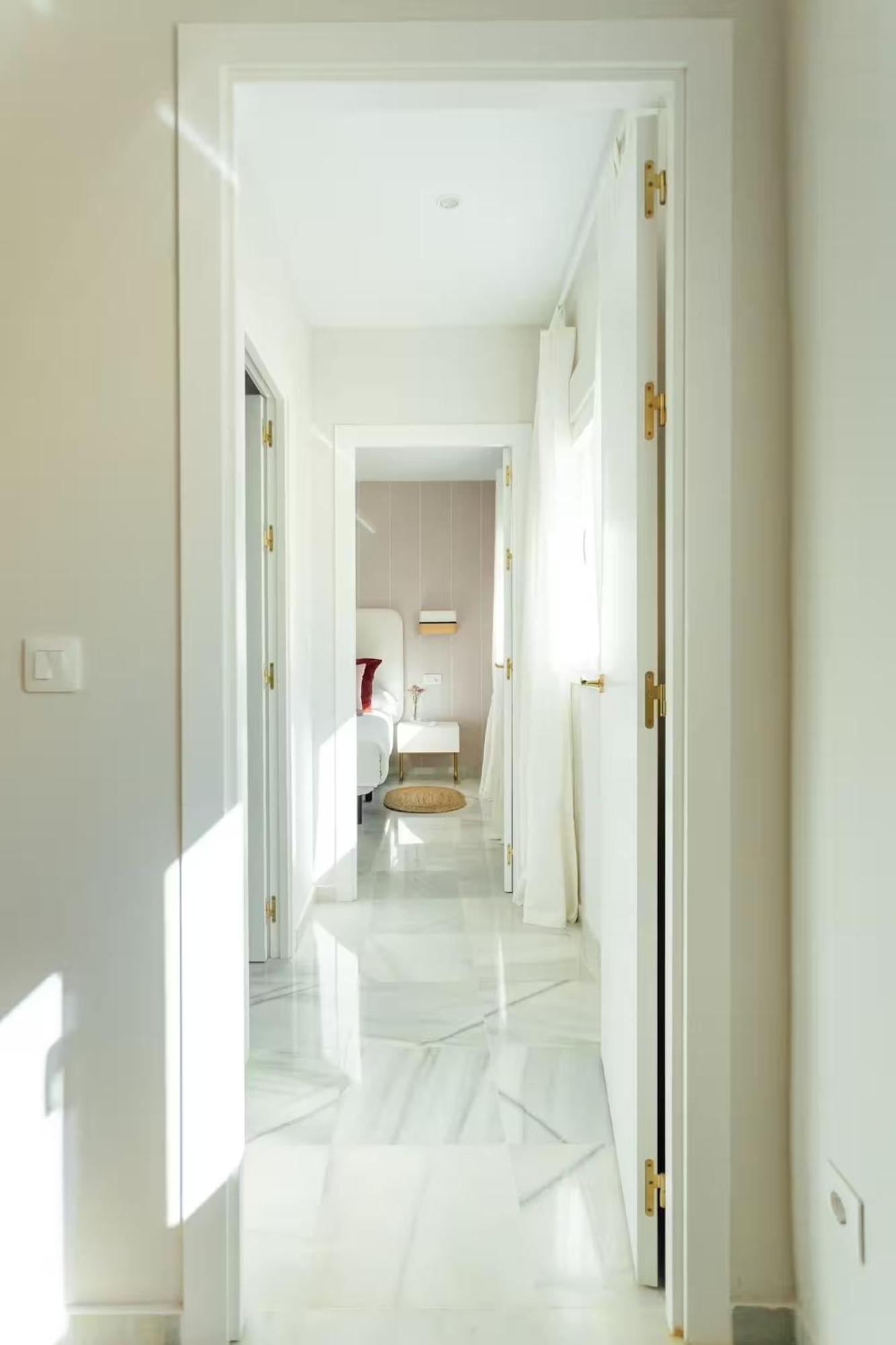Апартаменти Reformed And Comfy- 2Bd 2Bth- Arenal Севілья Екстер'єр фото