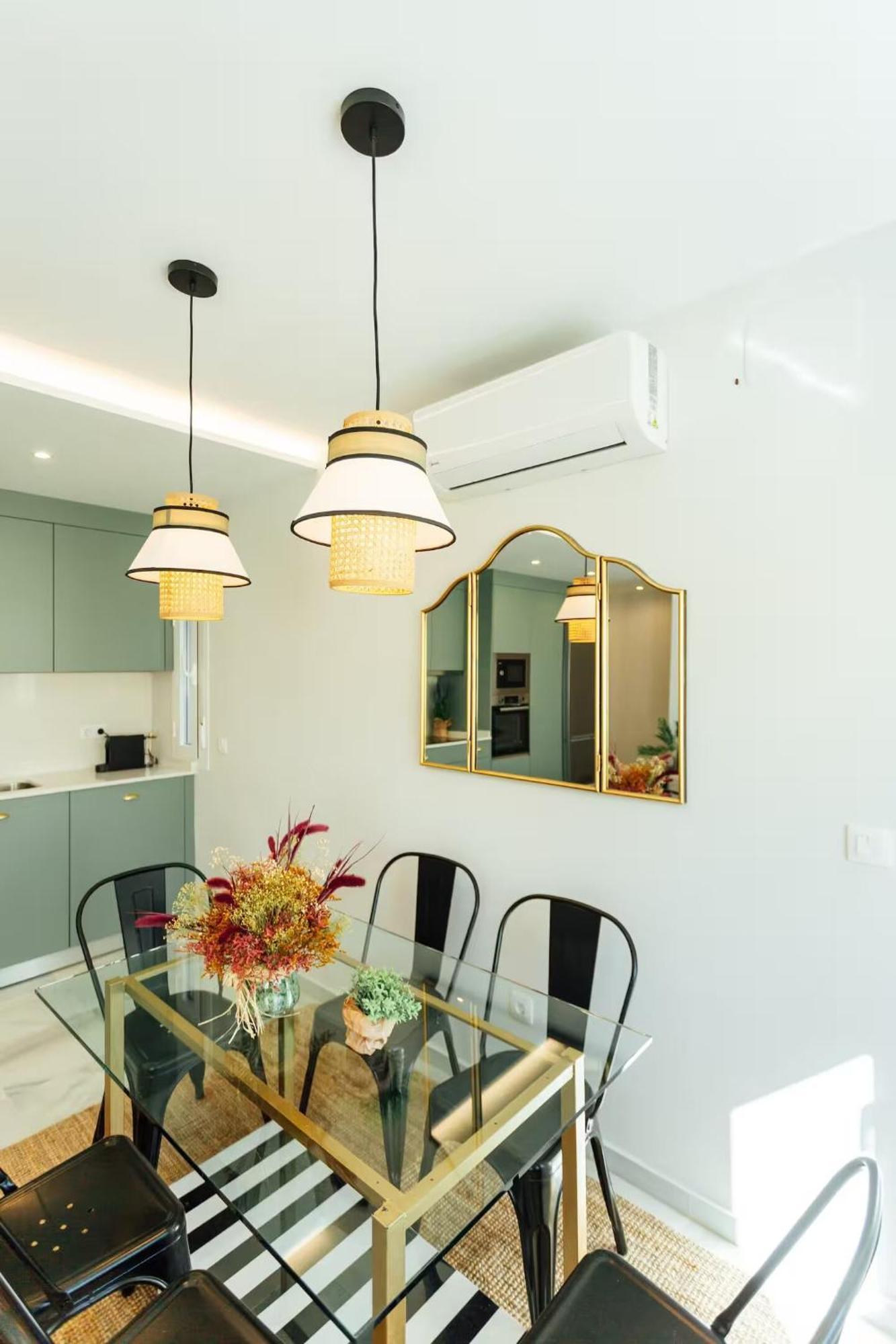 Апартаменти Reformed And Comfy- 2Bd 2Bth- Arenal Севілья Екстер'єр фото