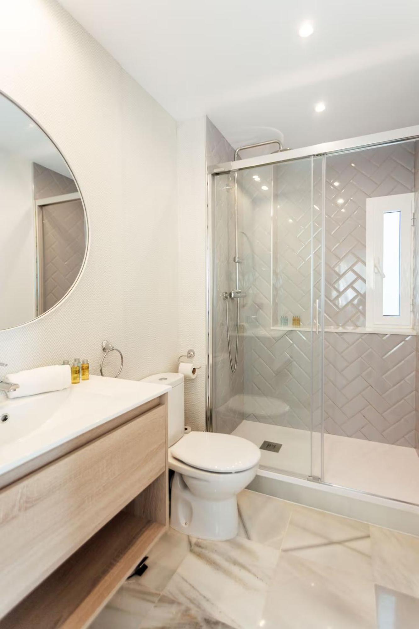 Апартаменти Reformed And Comfy- 2Bd 2Bth- Arenal Севілья Екстер'єр фото